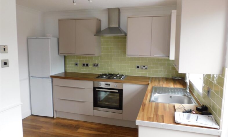 The Cricketers, Axminster