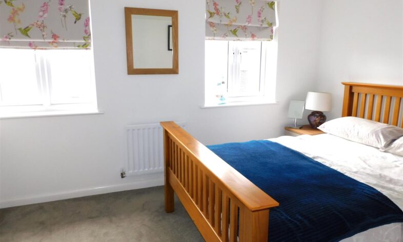 Shearwater Way, Seaton