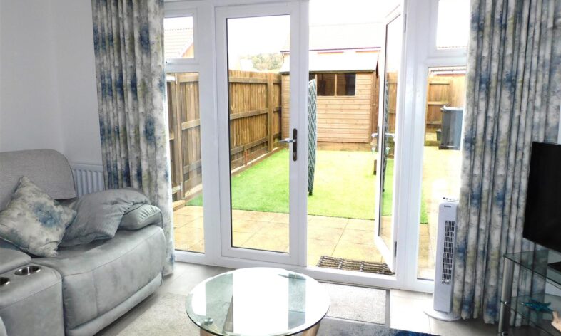 Shearwater Way, Seaton