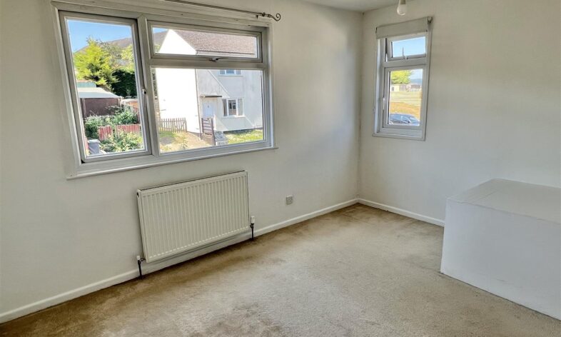 Kirby Close, Axminster